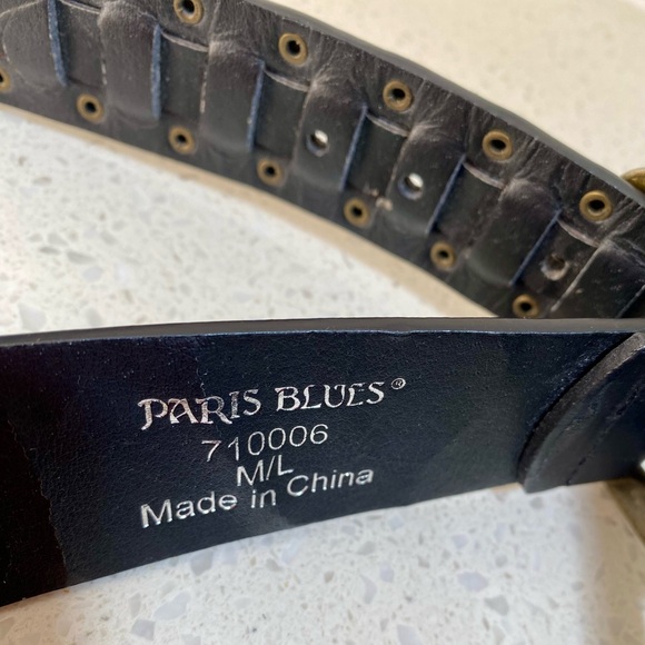 *2 FOR $15* Women’s studded faux leather belt - Picture 4 of 4